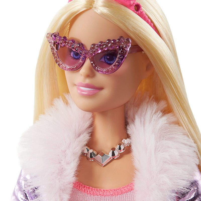 Barbie Extra n.3 - Bambola Snodata con Pelliccia Rosa e Maialino