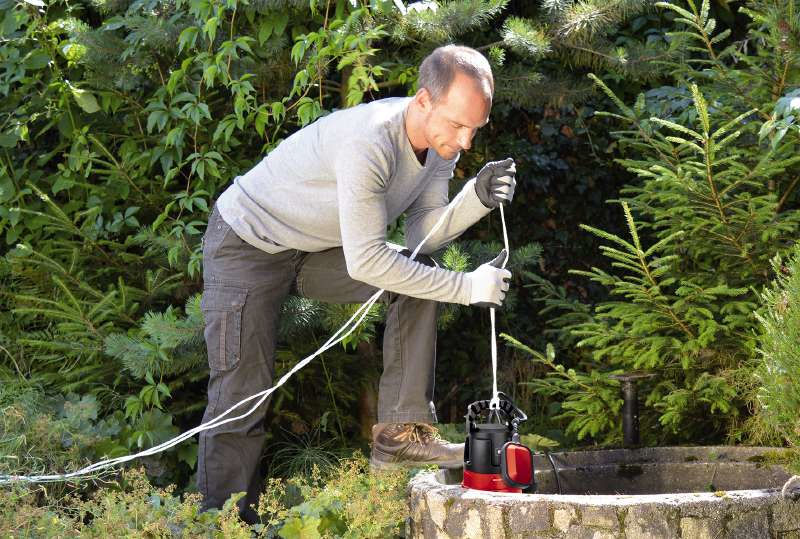 Pompa Per Acque Sporche Einhell GC-DP 5010 G - Potente E Affidabile Per Cantieri E Cantine Allagate