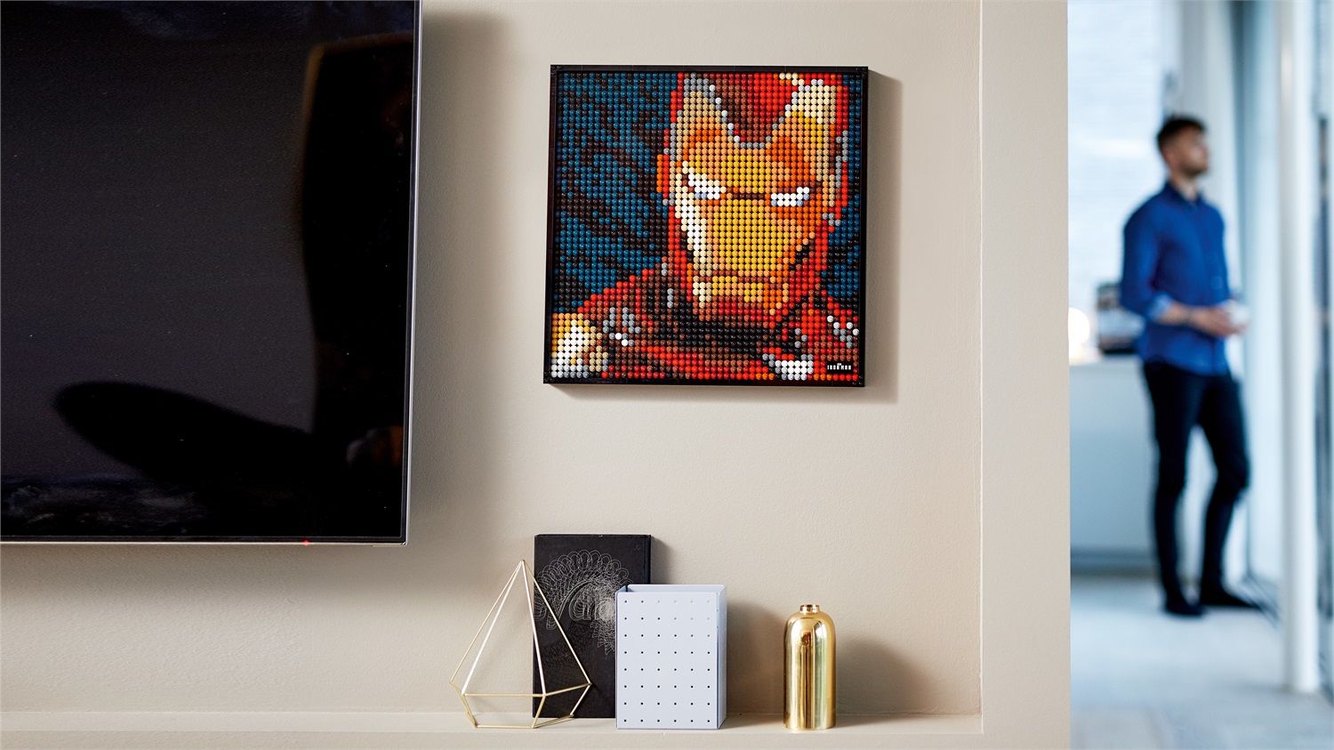 LEGO Art: annunciati i set dei quadri da costruire di Iron Man