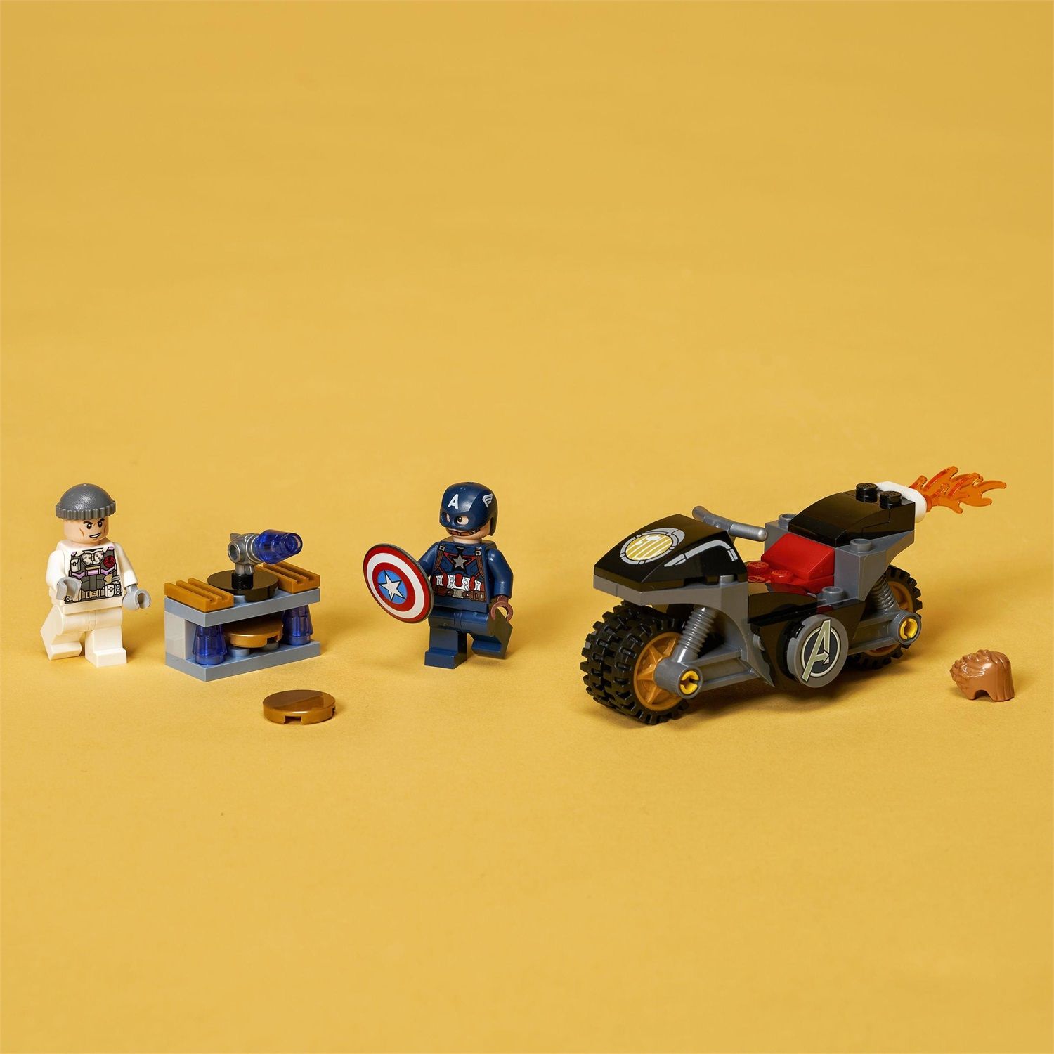 LEGO Super Heroes 76189 Marvel Scontro tra Captain America e Hydra,  Giocattolo Supereroi per Bambini dai 4 Anni - LEGO - Super Heroes - TV &  Movies - Giocattoli