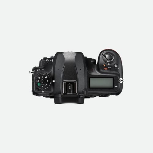 Nikon D780