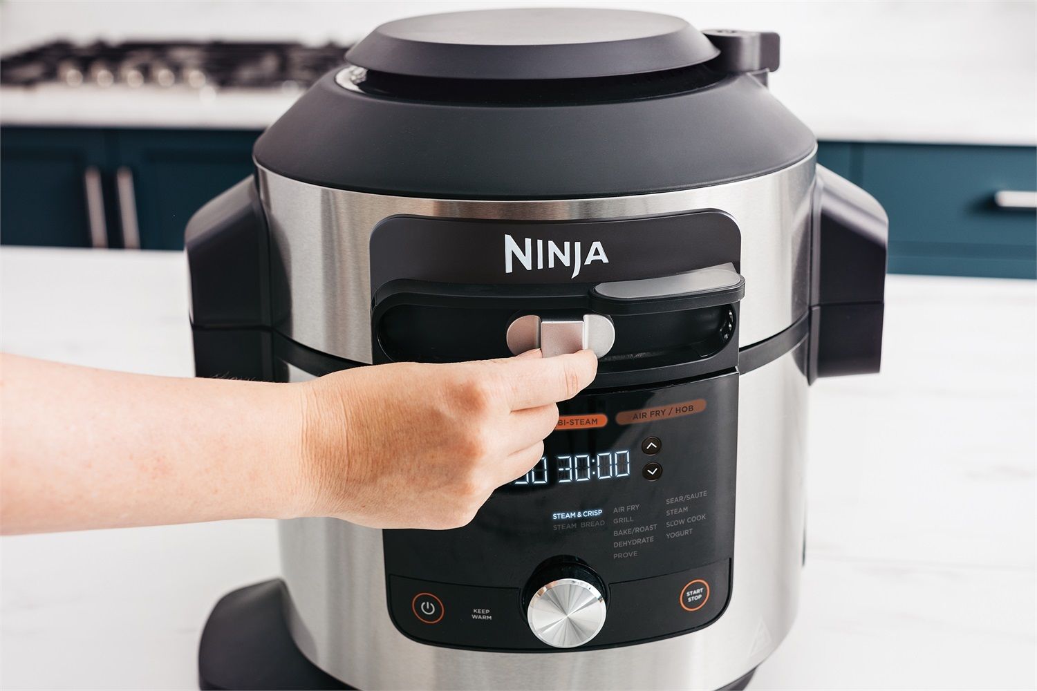 Ninja Foodi Multicooker, 9 in 1, 6L, 9 Funzioni di Cottura, Friggitrice ad  Aria, Cottura Lenta