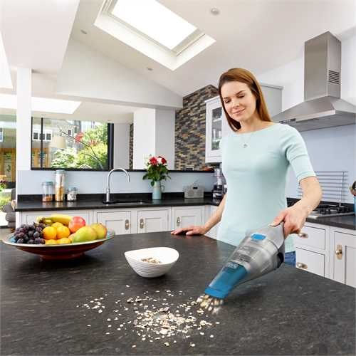 Black&Decker NVC215WA