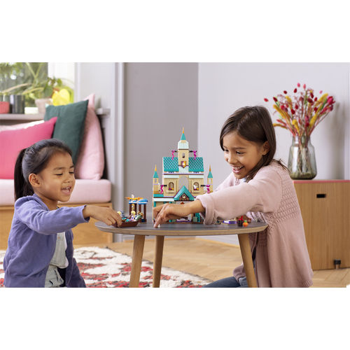 Lego Disney 41167 Il villaggio del Castello di Arendelle