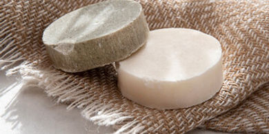 Guida all’acquisto dei migliori cosmetici solidi per viso, corpo e capelli