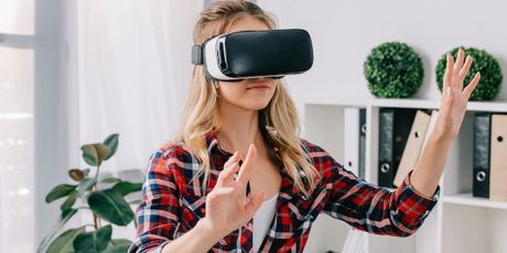 Porte aperte sull’altra realtà: guida all’acquisto dei visori VR