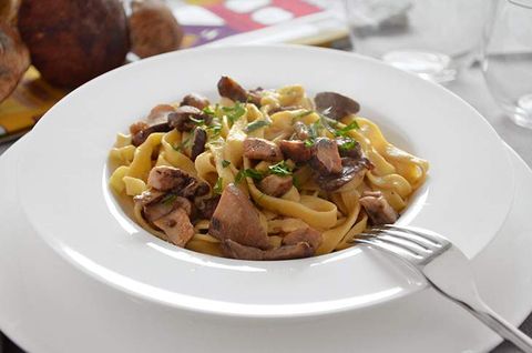 Tagliatelle-ai-funghi-porcini