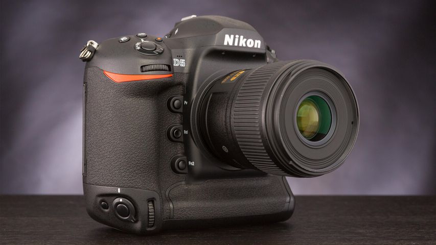 Nikon D6