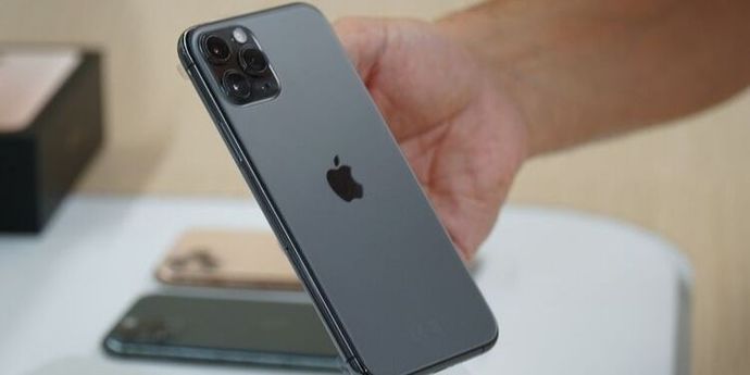 iPhone 11 iPhone 11