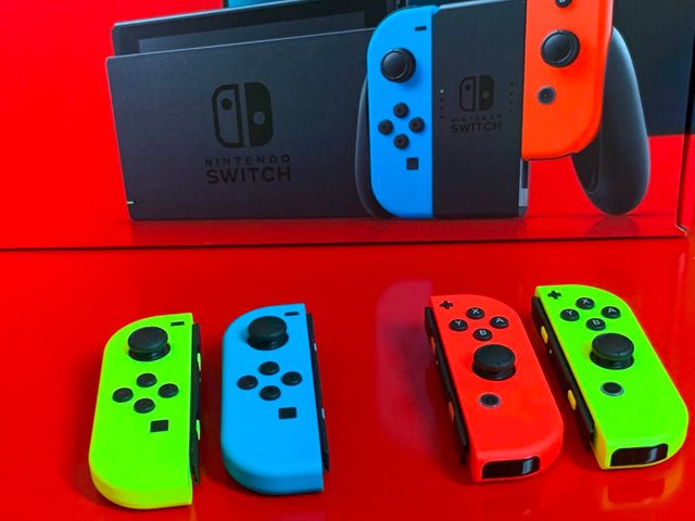 Nuova Nintendo Switch