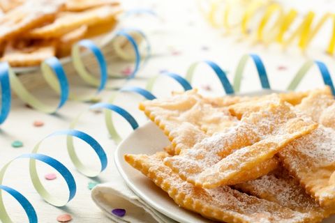 Chiacchiere bugie frappe di carnevale