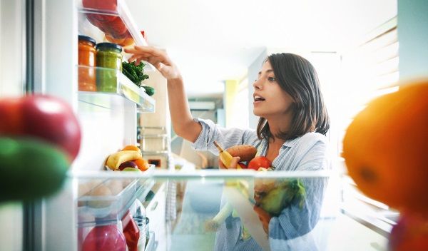 Come organizzare il frigorifero e conservare al meglio i cibi durante la  quarantena