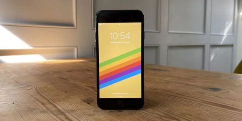 iPhone SE 2020 copertina