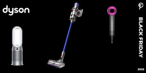 Immagine con sfondo nero che mostra tre prodotti Dyson: un purificatore d’aria bianco, un aspirapolvere senza fili con tubo blu e un asciugacapelli grigio con anello rosa, accompagnati dalla scritta Black Friday 2025