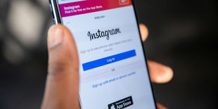 Instagram aggiorna le storie con quattro nuovi adesivi