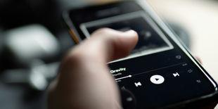 Spotify trasmetterà presto con audio lossless?
