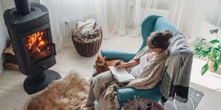 Stufa a legna: come funziona e quali sono i migliori modelli