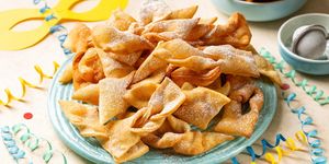 Le chiacchiere di Carnevale gli strumenti per prepararle