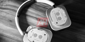 Nothing Headphones (1)