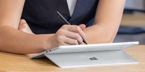 Microsoft Surface pro 12 recensione