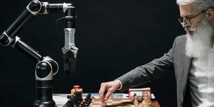 Secondo Bill Gates sempre più lavori spariranno velocemente con l’AI