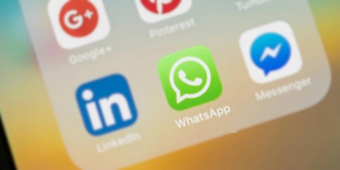 Come usare Meta AI su WhatsApp