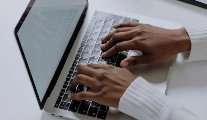 MacBook Pro display touch