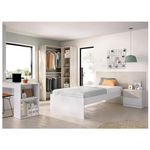 Camera da letto con armadio angolare