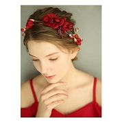 Rratto Di Giovane Bella Donna Con Il Cerchietto Dei Fiori Sui Suoi Capelli Image52193669
