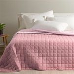 Copriletto rosa