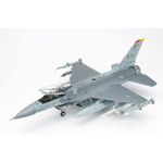 Tamiya Lockheed Martin F-16CJ Fighting Falcon
