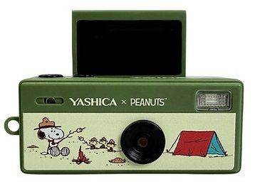 Yashica Peanuts Funtastic Keychain Camera