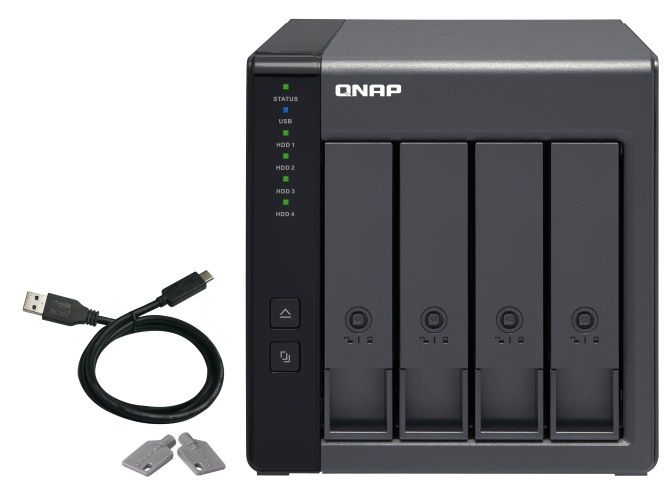 QNAP TR-004