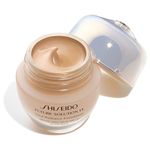 Shiseido Total Radiance Foundation 07 Natural 4